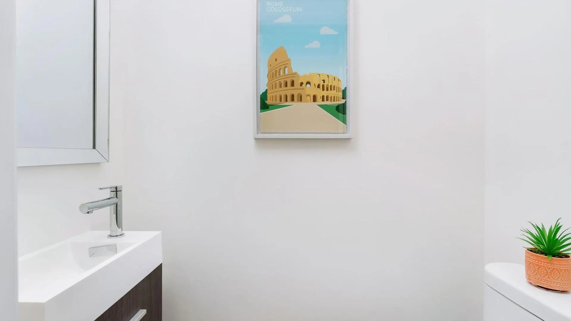 Luxury 2-Bedroom Oasis At College & Bathurst Τορόντο Σπίτι διακοπών